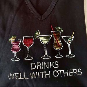 NWOT Exquisite Exchange Women’s V neck blouse w rhinestones 🤩